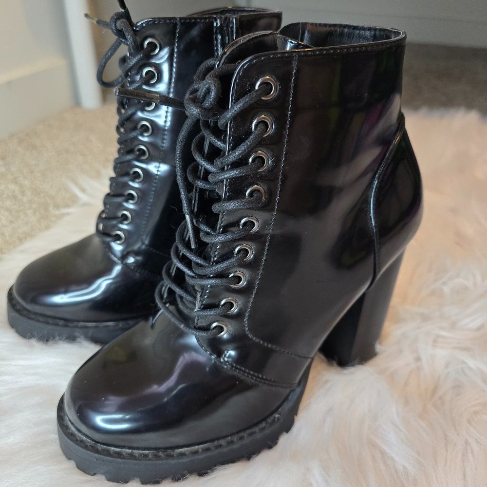 Forever 21 High Heeled Boots size 7